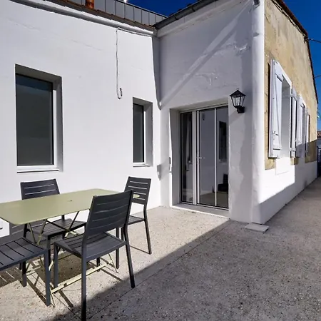 Gasthof Lovely House Bordeaux With Garden